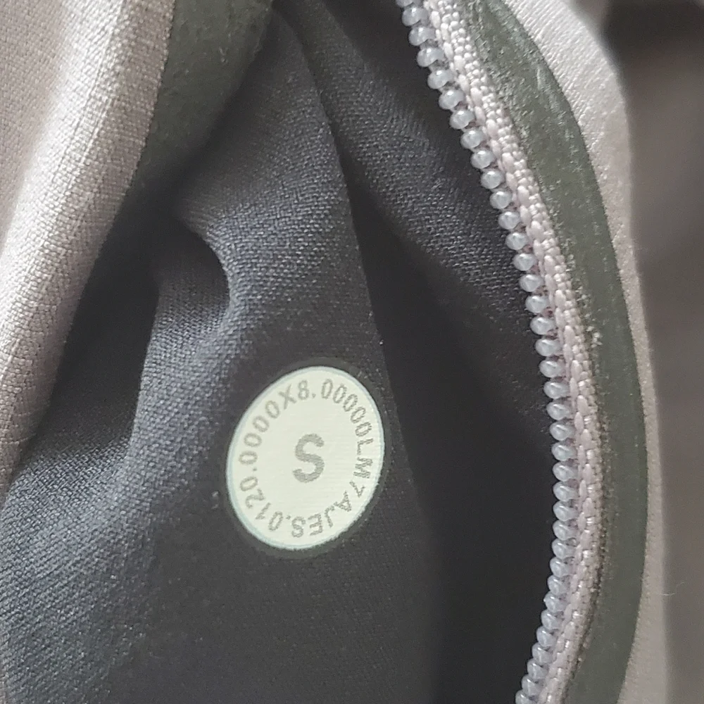 Lululemon  Lined Short 6